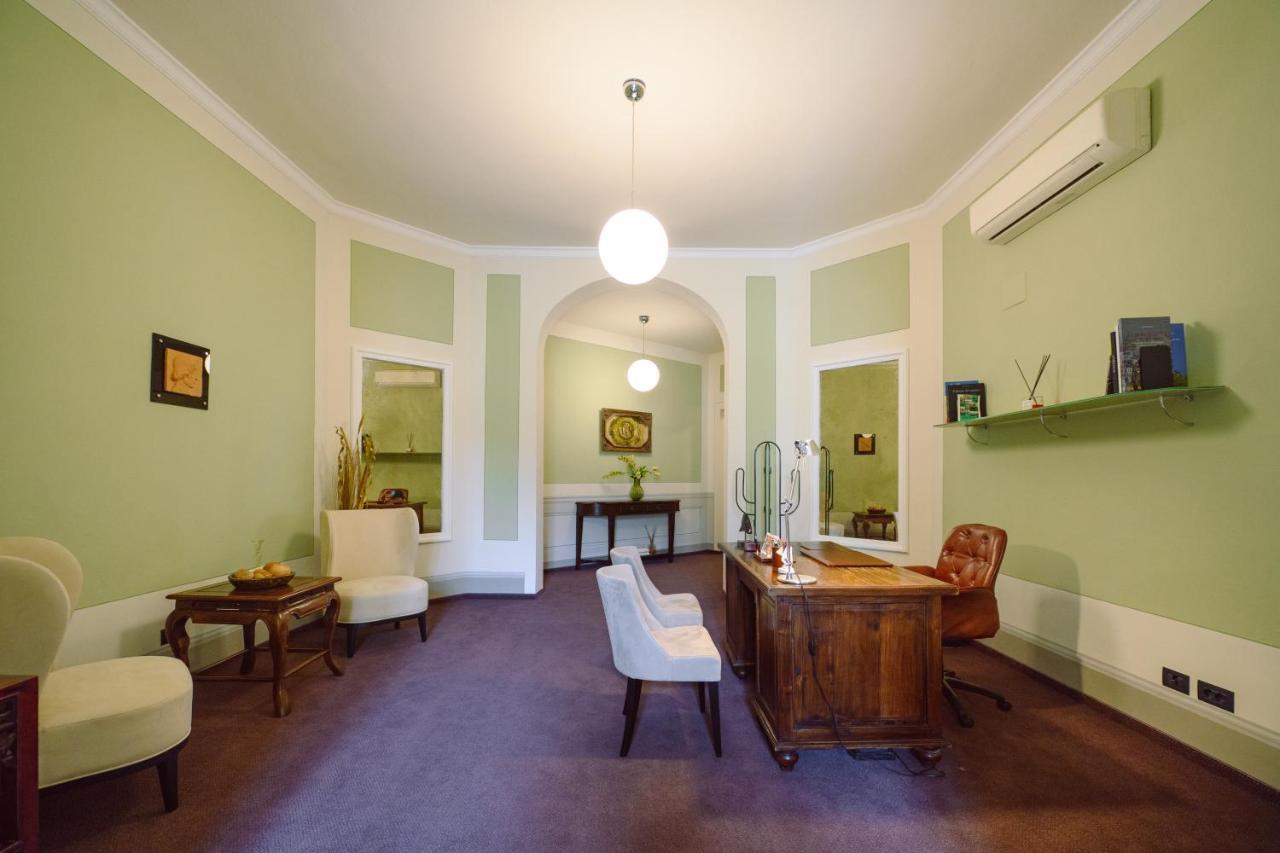 Bed & Breakfast Palazzo Froussard And Living Lucca